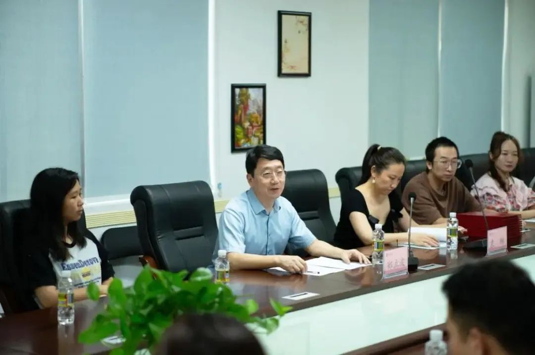 英国365上市集团